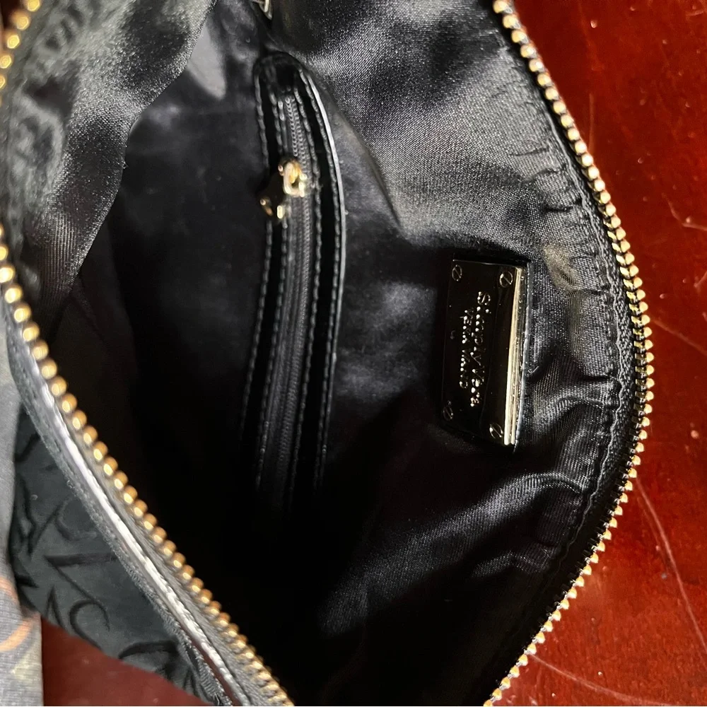 Simply Vera by VERA WANG Black Fabric Signature Clutch Wristlet Evening Bag - Picture 3 of 7